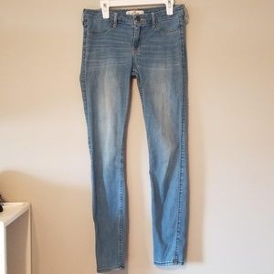 Holister Size 5 Jean's
